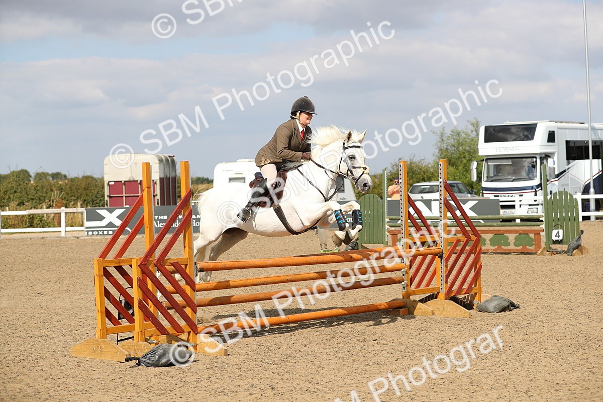 SBM_06814 - Class 49a Style & Performance 80cm (15-19)