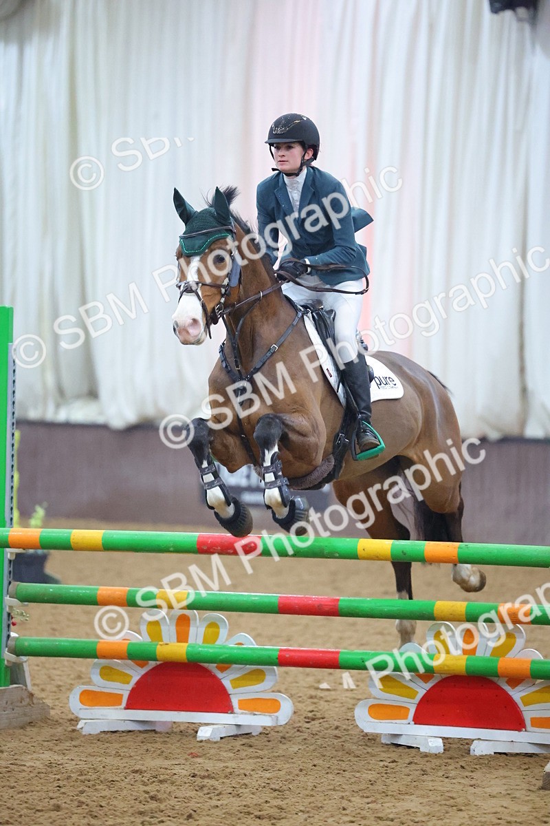 SBM_008630 - Class 21 - Nupafeed Supplements Senior Discovery/ 1m Open - First Round (1.00m)