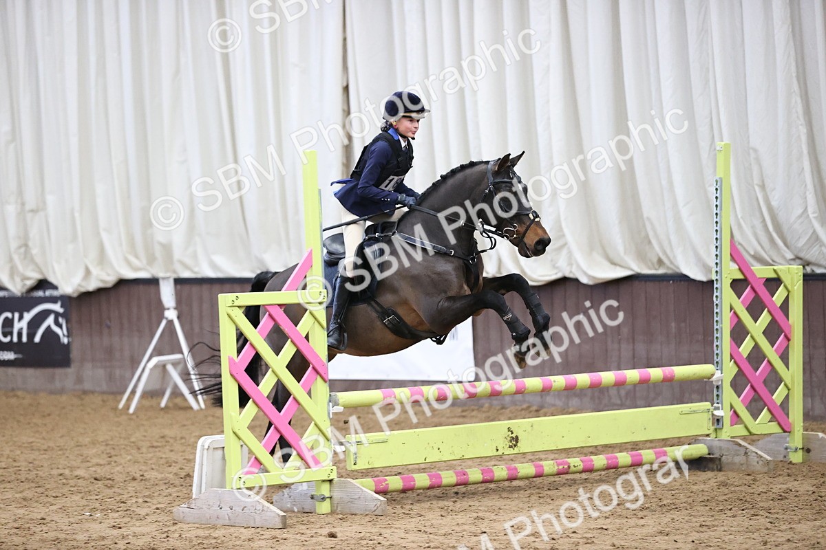 SBM_001588 - Class 5 - Henlow Veterinary Hospital 70cm