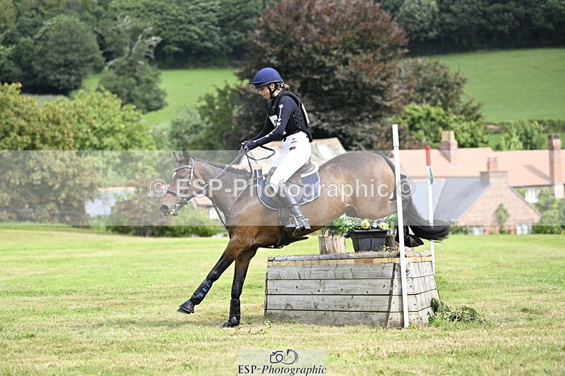 240825X-115334-32642 - 70cm XC 11.00 to 12.00