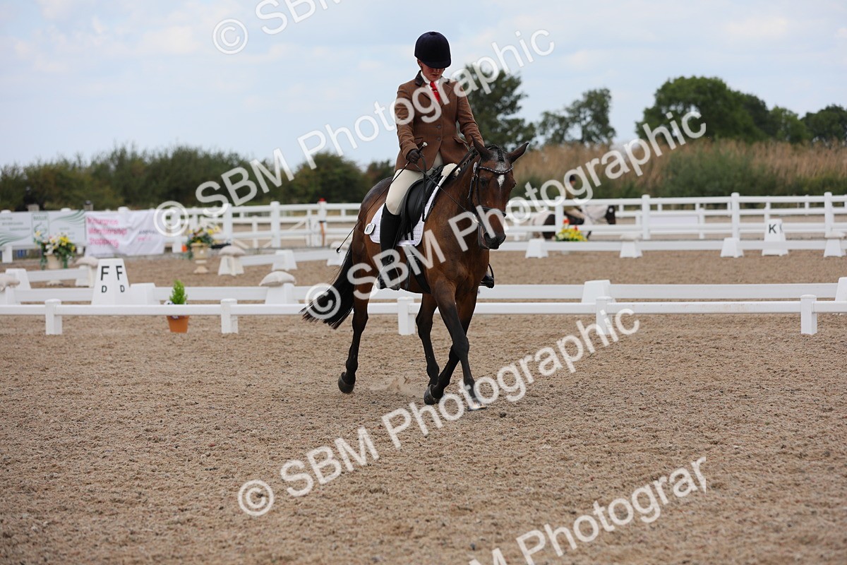 SBM_05566 - Class 32 Novice 1