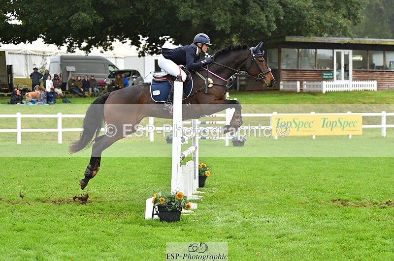 231021-122116-16509 - 057-OVERTON.TILANA'S.GOLD-Claire.Deuten-SJ