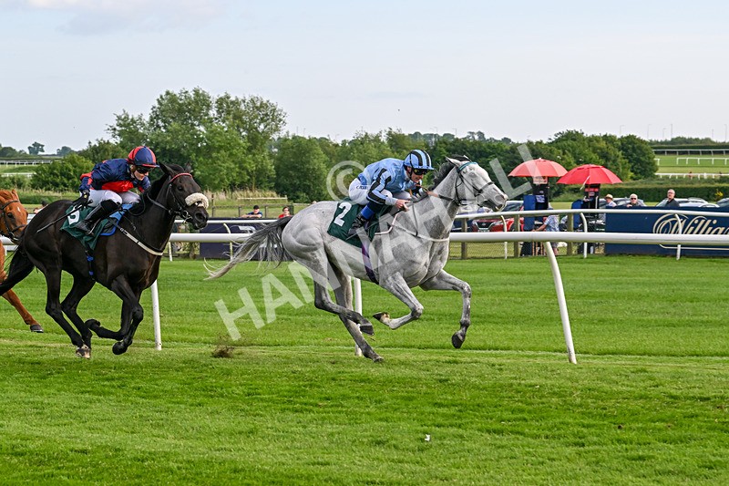 100625-Race 5-Crowns Lady-7257 - Race 5