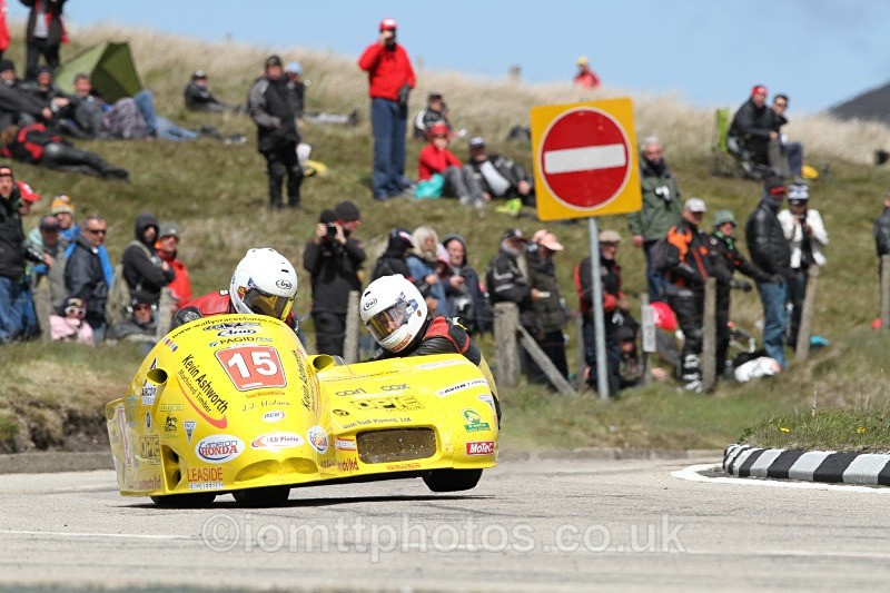 Gordon Shand/ Frank Claeys* - Sure Sidecar Race 1
