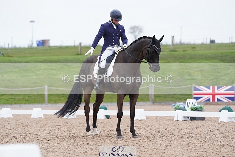 250403-154402-03154 - 023-Davy.Harvey-Diamond.Blue