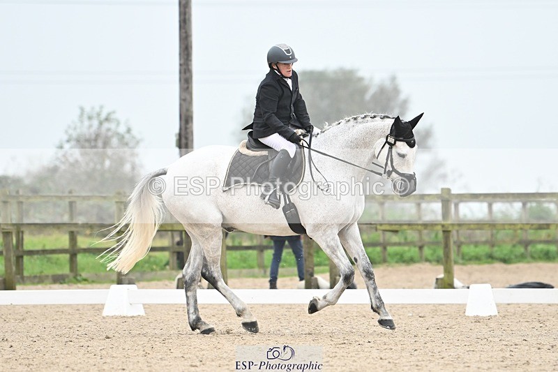 241103-131924-01672 - Novice 1 - 13.10 to 14.34