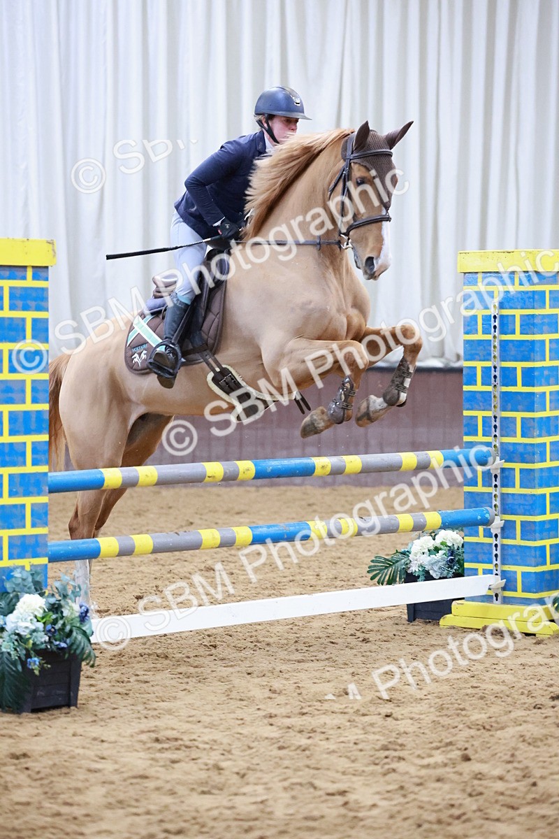 SBM_002720 - Class 9 - Equissage Pulse Senior BritiNovice/ 90cm Open