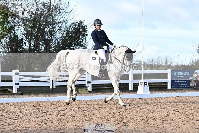 241214-132831-01942 - 162-Layla.Ambersley-Broadbent-Galwaybay.Buddy