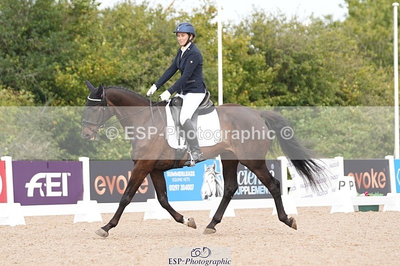 250906-112813-01998 - 027-Amanda.KingInvincible