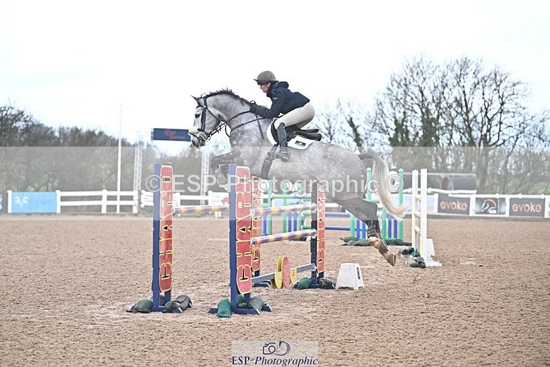 260220-135905-00822 - Cls 6 Foxhunter and 1.20m