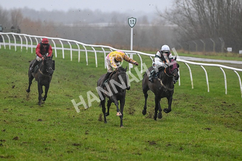 210126-Race 5-Defence Witness-4577 - Race 5