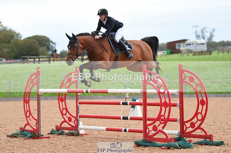 230927A-235624-00575 - Cls 6 National 1.30m