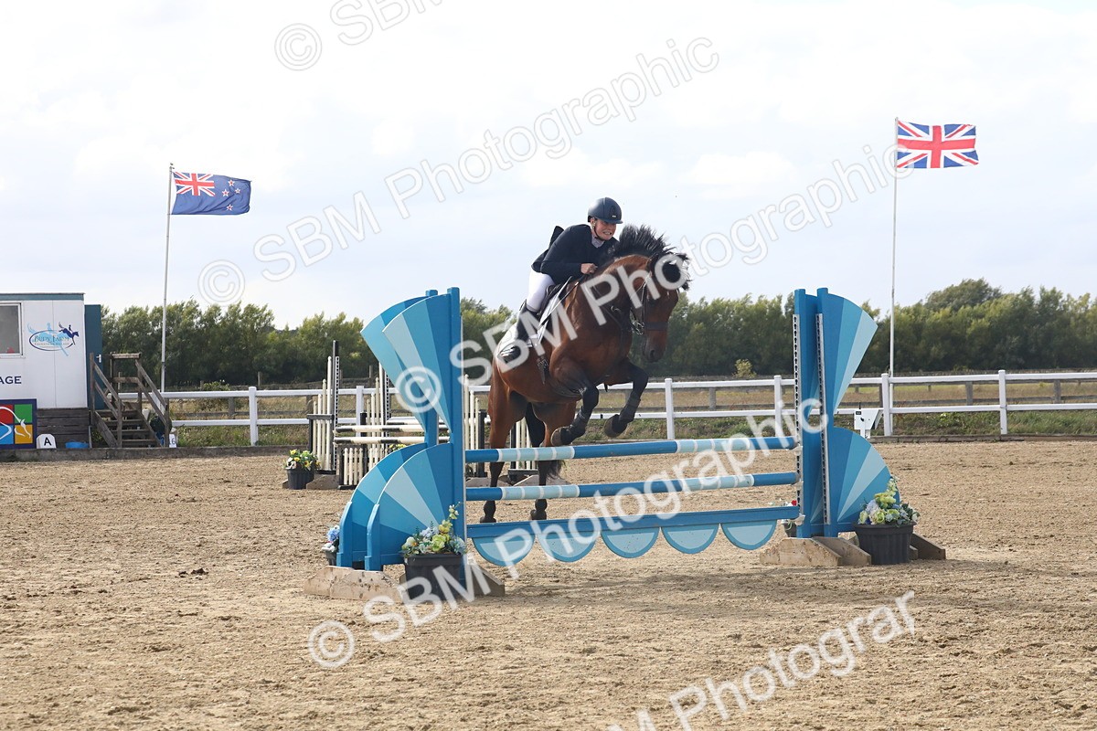 SBM_007950 - Class 12 - 90cm Champs