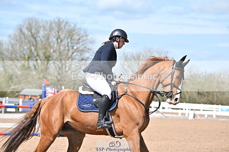 240418A-134052-03557 - Cls 13, 1 Star Bronze Tour 1.10m