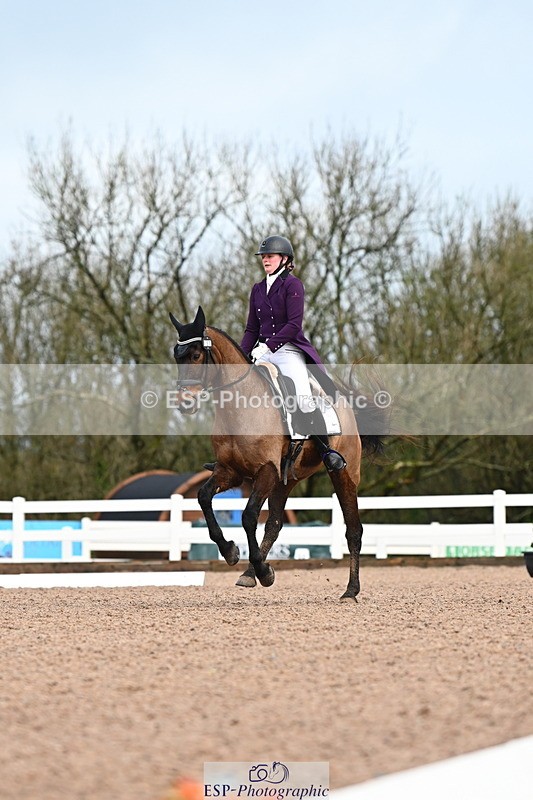 240218A-091832-05082 - 151-NICOLA.KAYES-BOSS.X