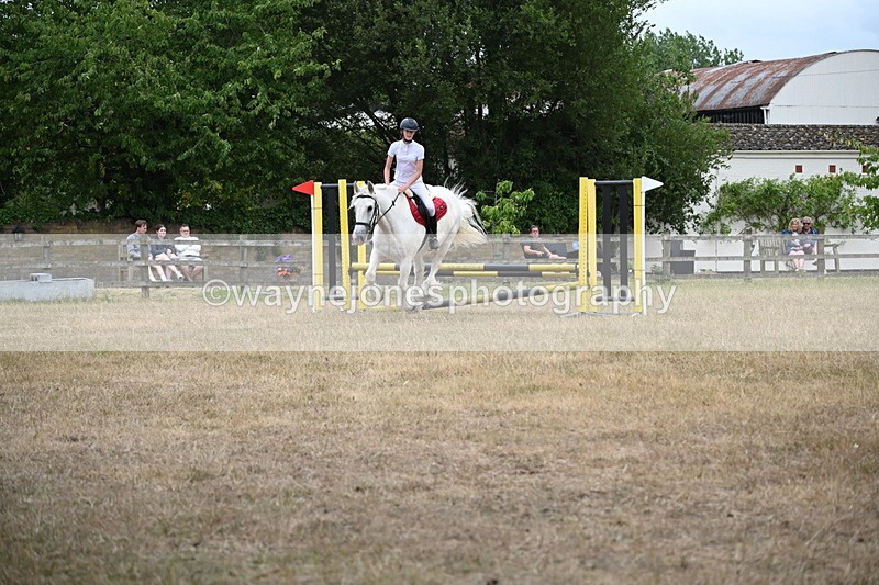 WJ6_0750 - Class 14 Intermediate Jumping 75cm