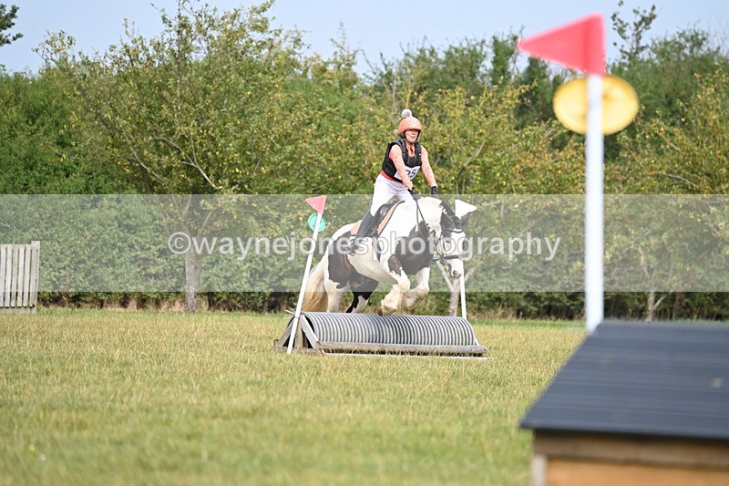 WJ6_1382 - 60cm XC Time 12:55 to 13:19