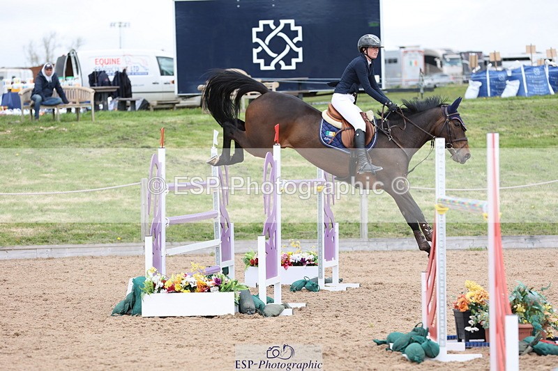 240419A-124250-07395 - Cls 6, 2 Star Medium Tour 1.35m