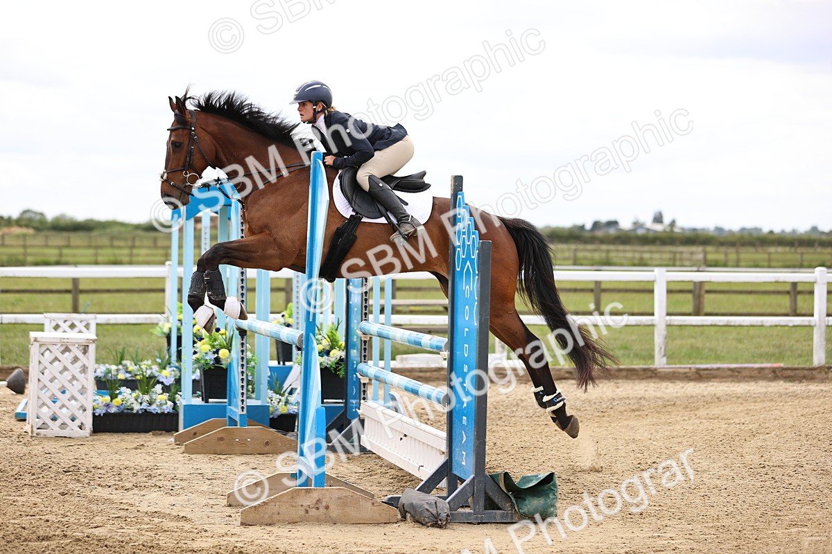 SBM_000318 - Class 4 - 1m showjumping