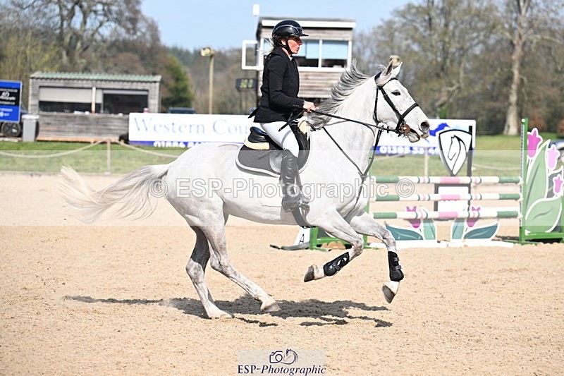 260321A-120925-00568 - 4 Snr 1m 05 Open