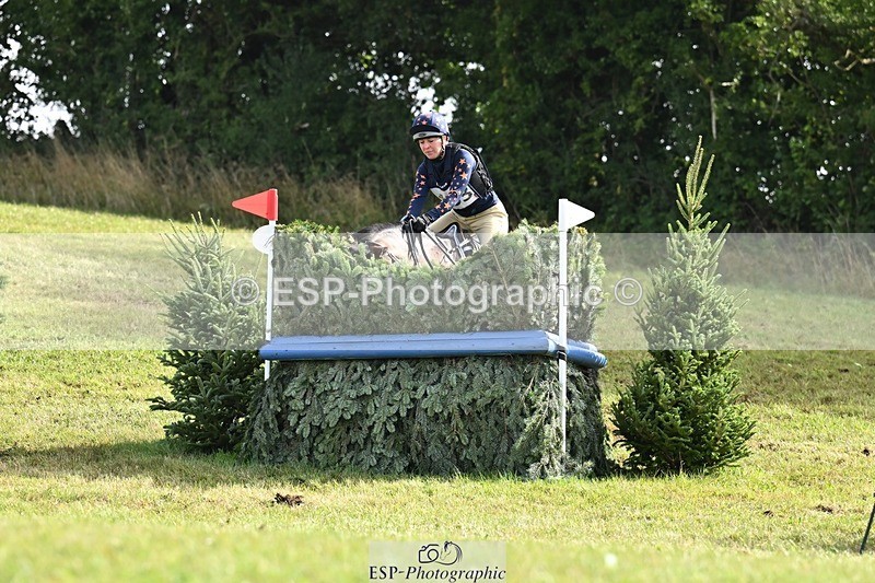 250831-101553-06282 - J-453-Janine.Paterson