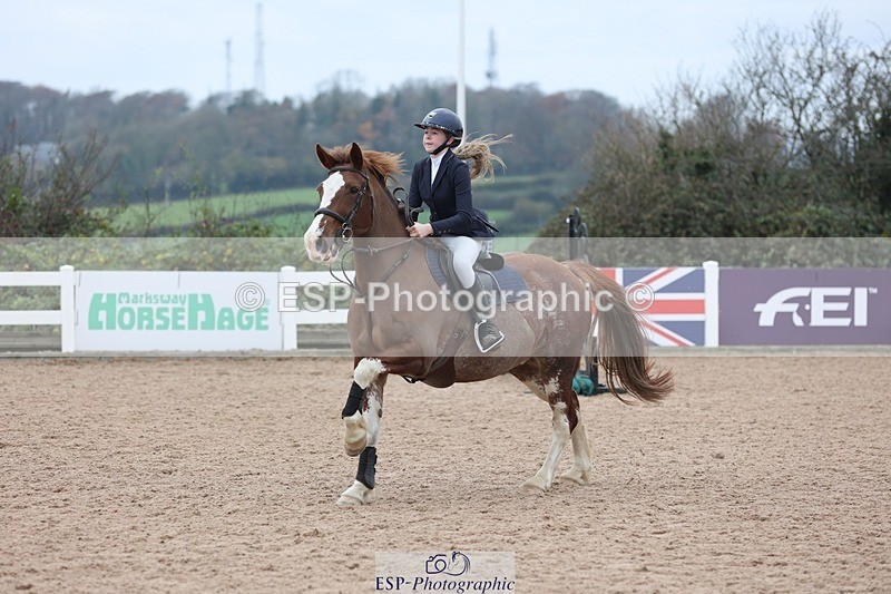 241116X-121217-01506 - Cls 10 Pony 1.00m Ooen