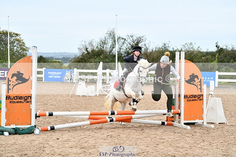 241013B-104505-00448 - Cls 2c 40cm Lead Rein