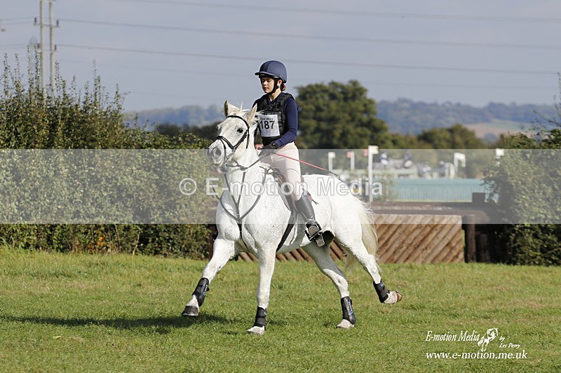  WWHT 171021 3319 - Intermediate (0.90m)  17/10/21