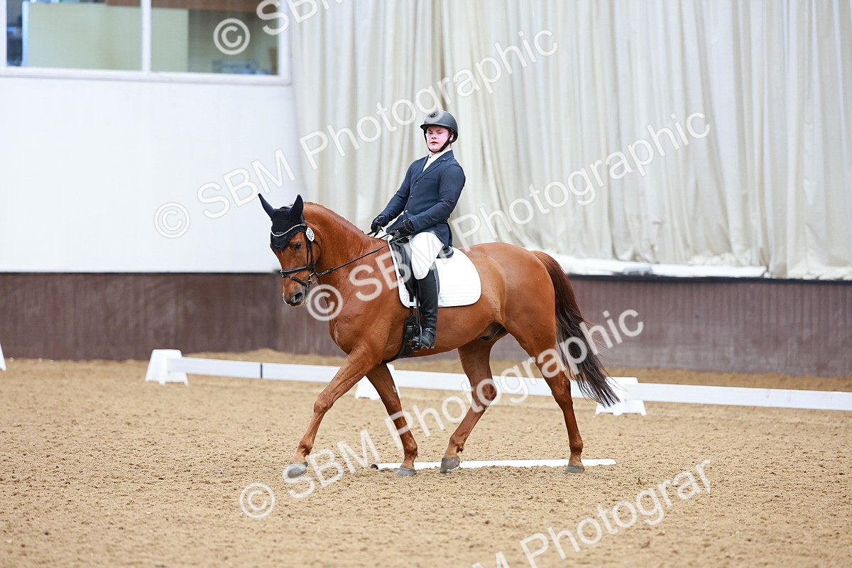 SBM_002832 - Class 14 - Novice 2