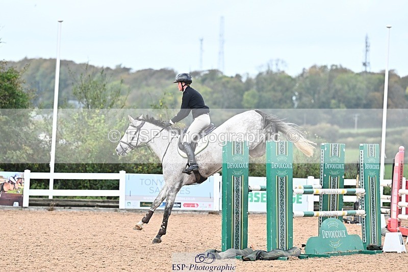 261014-124114-00455 - Cls  05 Snr Newcomers & 1.10m Open
