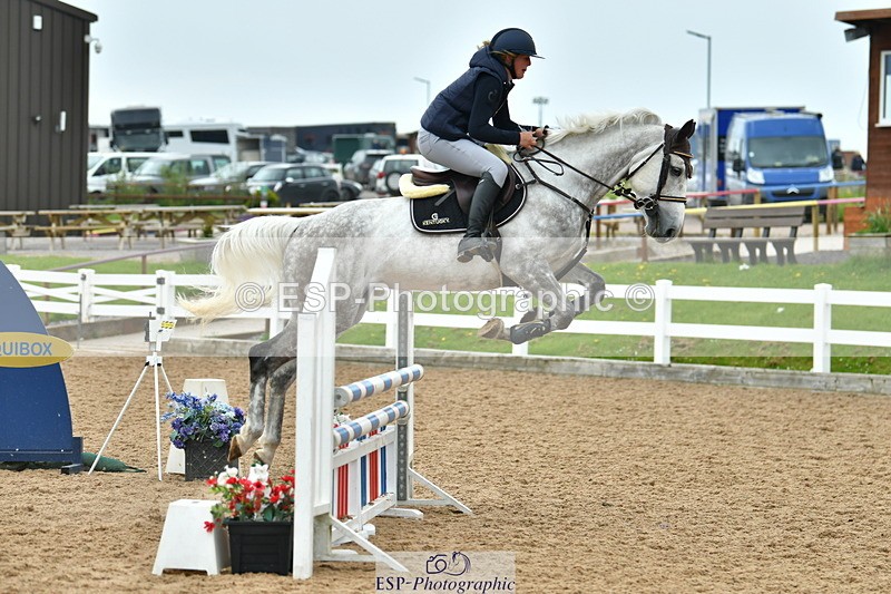 230504A-120830-01217 - Cls 3 85cm Amateur Quali