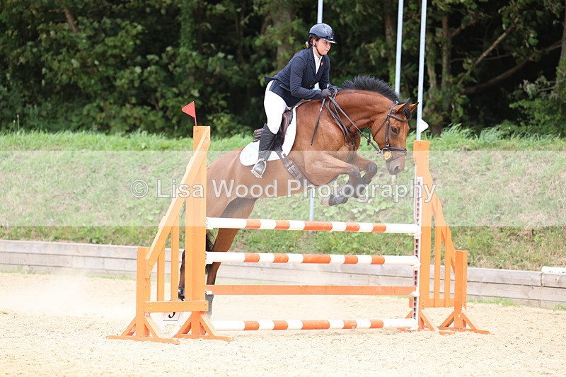 3E7A6292 - Class 8: Senior Newcomers/1.10m open