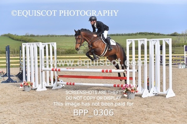 BPP_0306 - CLASS 2 FRI Senior BritiNovice/ 90cm Open