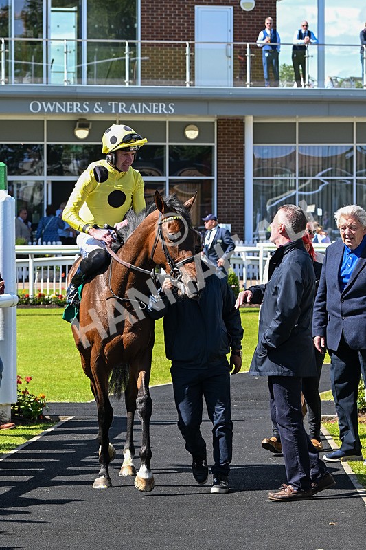 160624-Race 1-Alice Fairfax-8332 - Race 1