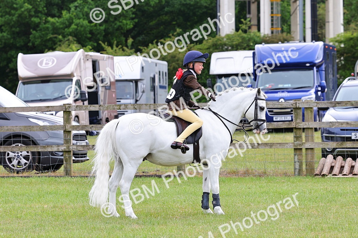 SBM_09599 - Class 44-45 - LIHS BSPS Open Nursery and Cradle Stakes