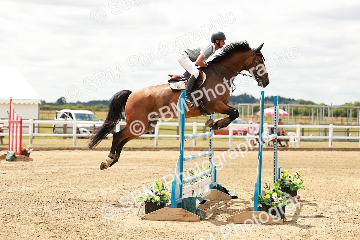 SBM_018463 - Class 21 - Senior Newcomers Championship 2d Rd