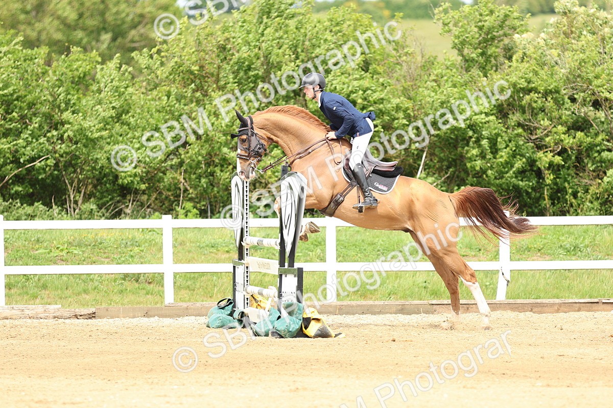 SBM_001004 - Class 4 - Senior Newcomers - 1.10m