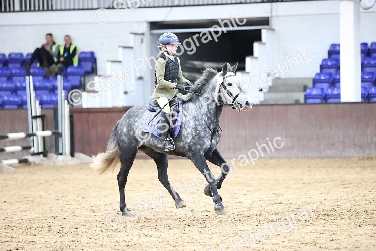SBM_001514 - Class 5 - Henlow Veterinary Hospital 70cm