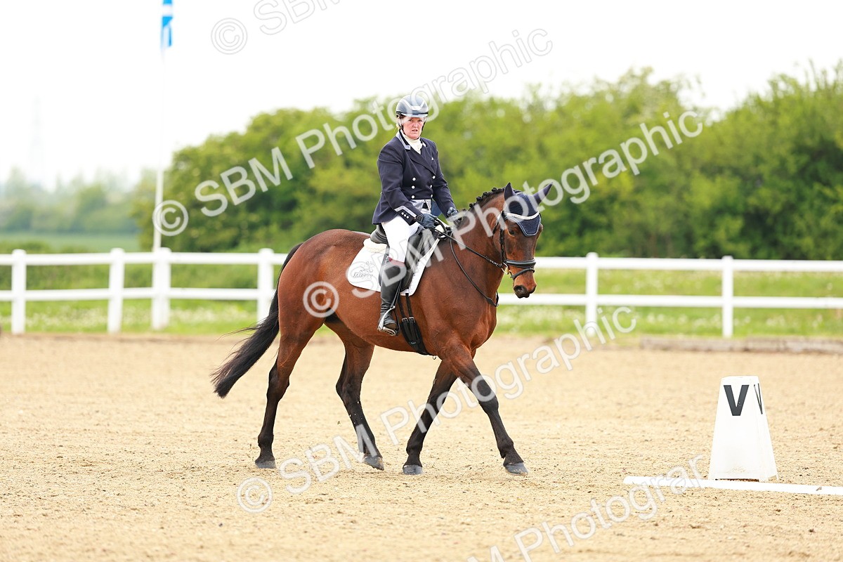 SBM_005030 - Class 16 - Novice 6