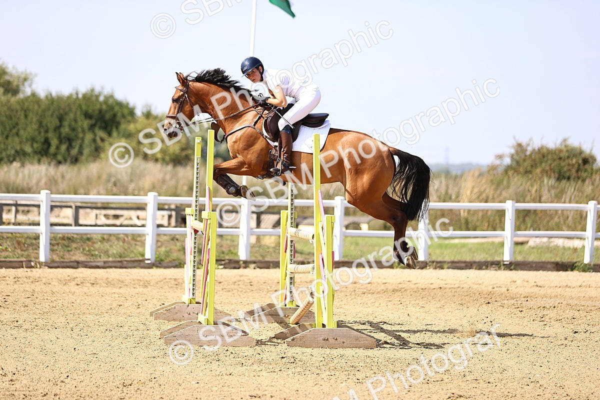 SBM_006881 - Class 13 - Senior Newcomers - 1.10m