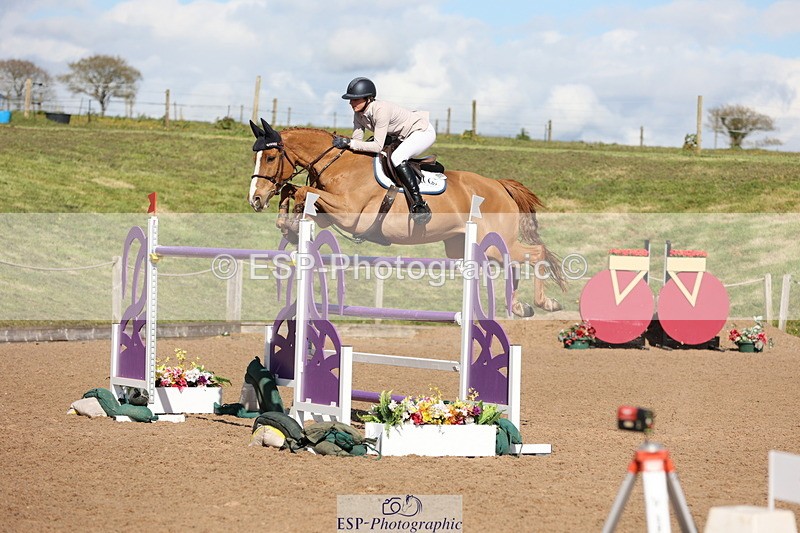 240419A-162337-09360 - Cls 10, 2 Star Big Tour 145cm  15.45 to 16.35 break