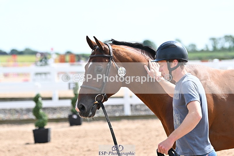 240717A-153030-02857 - Trot Up 3pm to 4pm