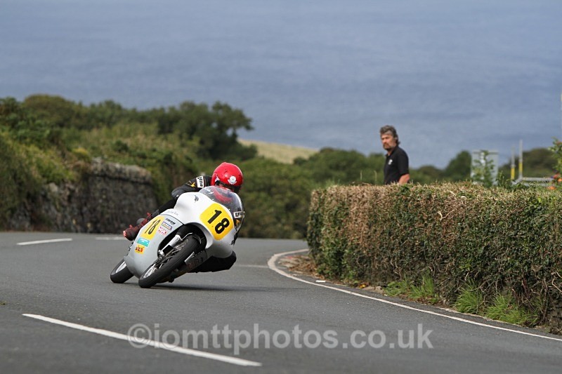 FOM_9621 - Bennetts 500cc Classic TT Race
