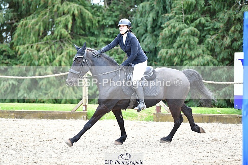 240324-124701-02674 - Cls 9 Snr 1.05m Open