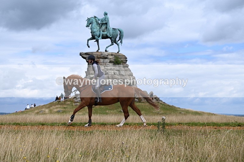 DSC_7099 - Time at Statue 12:45 to 13:15