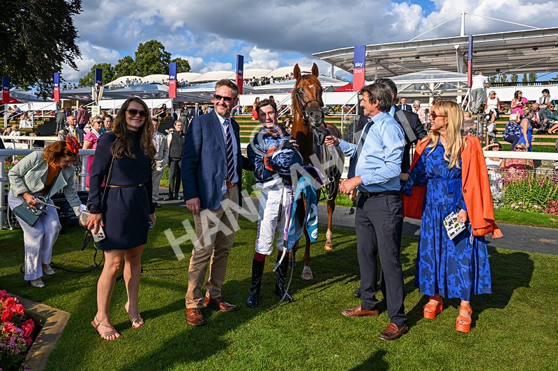 220826-Race 6-Sale Shark-5612 - Race 6 16.45pm Julia Graves Roses Stakes
