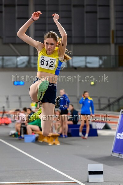 SeniorInd25-916555 - Field Female