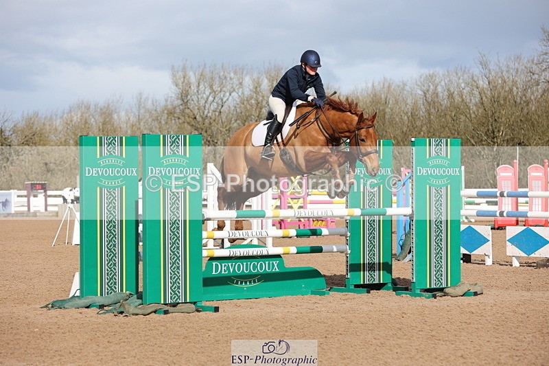 240223A-114131-00933 - Cls 4 Snr 1.05m Open