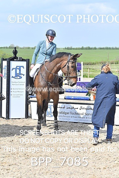 BPP_7085 - CLASS 5 FRI Veterans Show Jumping