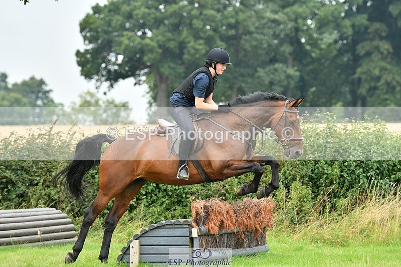 230817-123926-00699 - Theo's 1st Group - XC